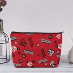 Pochette Tissu Fantasy Rouge — Motifs Dés & Aventuriers | Sac de Butin pour JDR