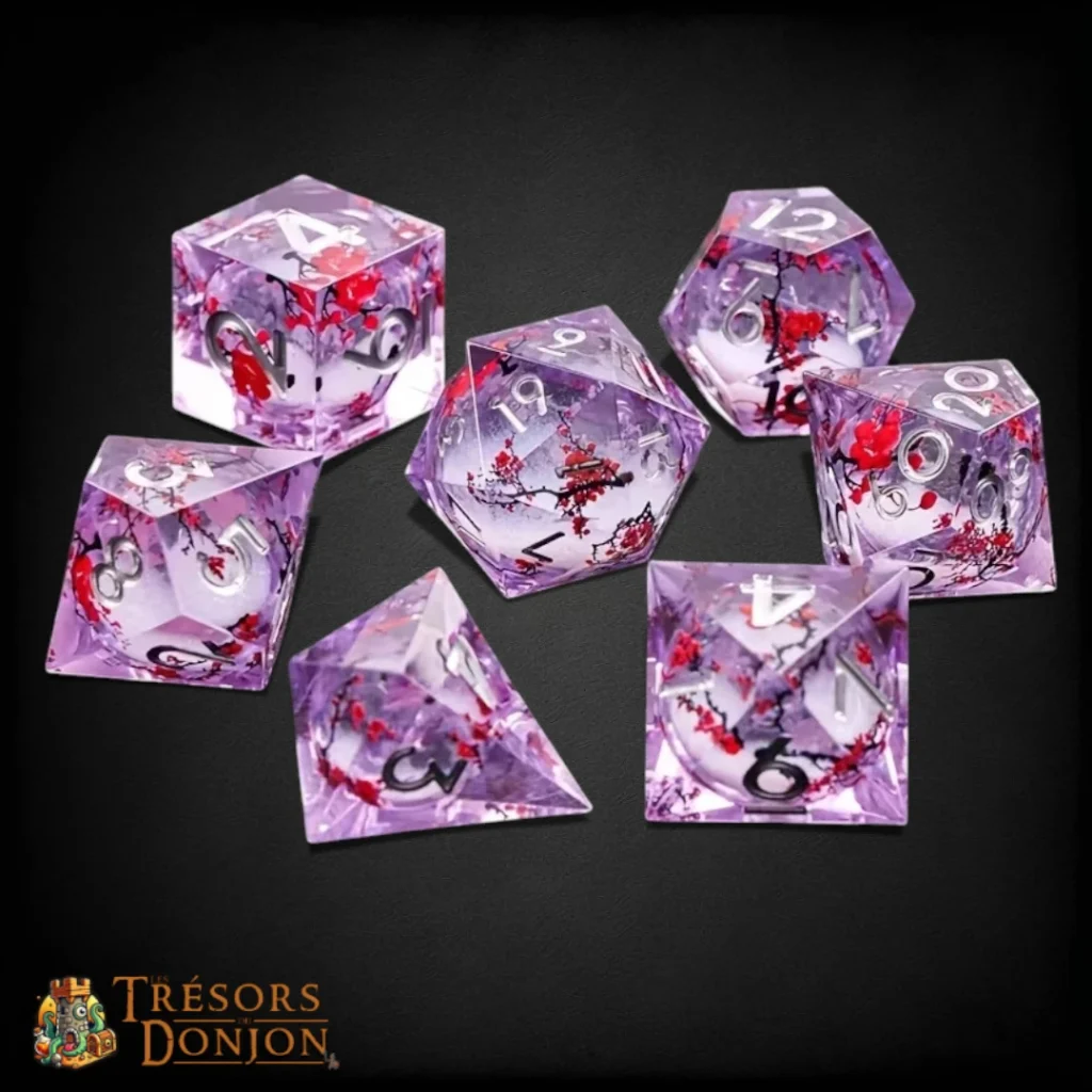 Set de dés JDR en résine à cœur liquide, pétales rouges façon sakura. Le Cœur de Sakura : un artefact vivant pour joueurs et MJ. Stock contrôlé en Bretagne.