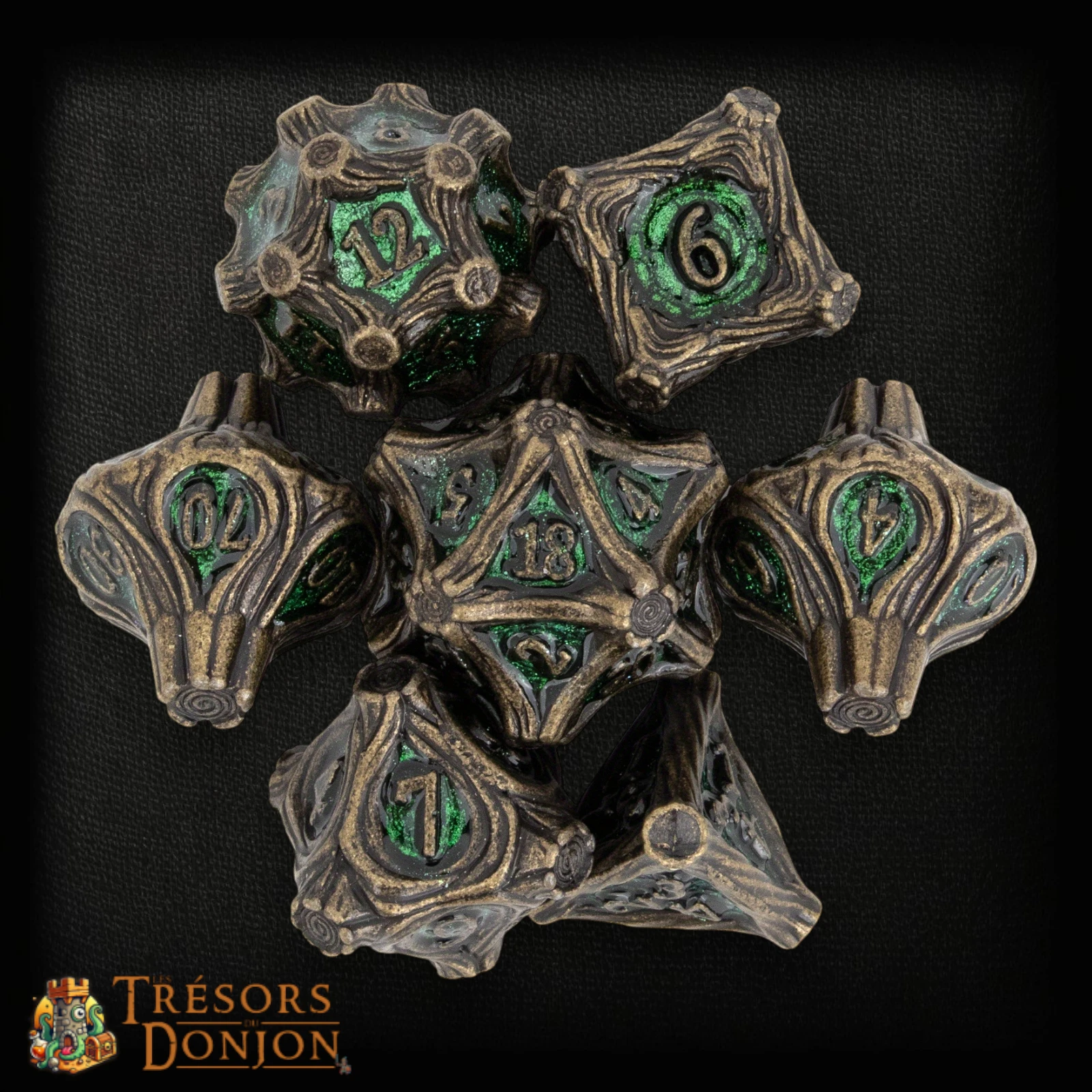 bceb155eab9e42b2885e583c37820c63-goods Vestiges du Cercle Sylvestre - Set de dés JDR en métal