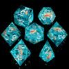 fd13f6ef-181a-484b-afad-99d7f7b72390 Carpes Célestes - Set de dés Jdr à cœur liquide