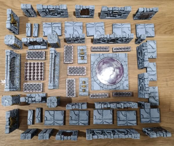 vue éclatée d'une salle de donjon avec bassin openlock