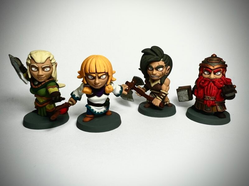 EAFFB06F-7C8D-4B7D-86D2-D104F1E2A467.66a85d922e50d-66a85dc588340 Arcadian HQ Heroes - Set de 9 figurines